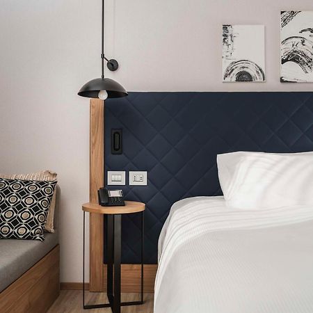 Hilton Garden Inn Padova City Centre Esterno foto