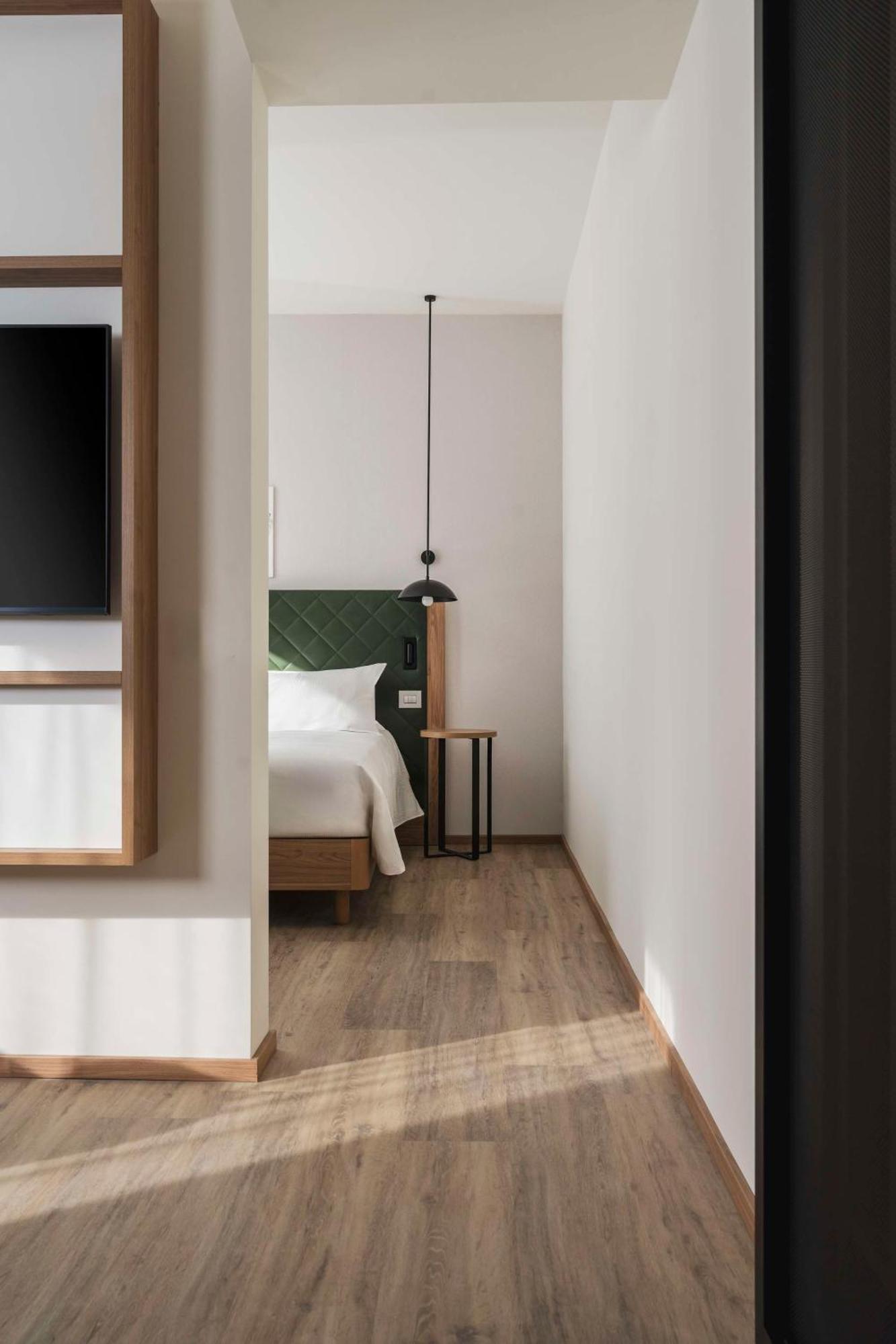 Hilton Garden Inn Padova City Centre Esterno foto