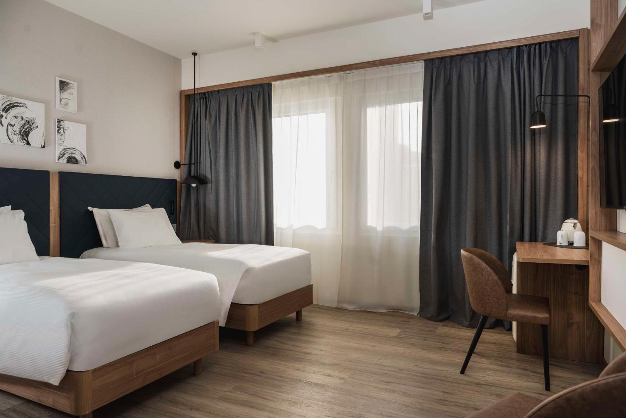 Hilton Garden Inn Padova City Centre Esterno foto