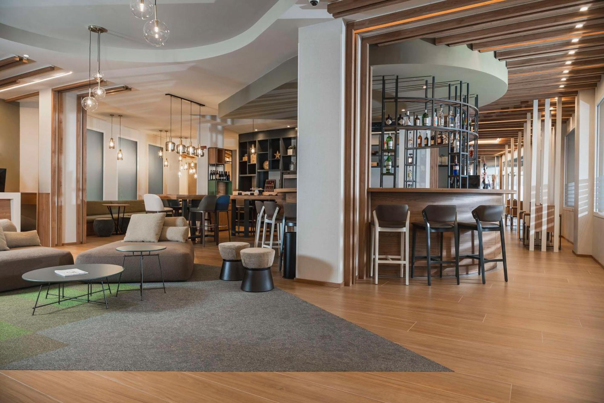 Hilton Garden Inn Padova City Centre Esterno foto