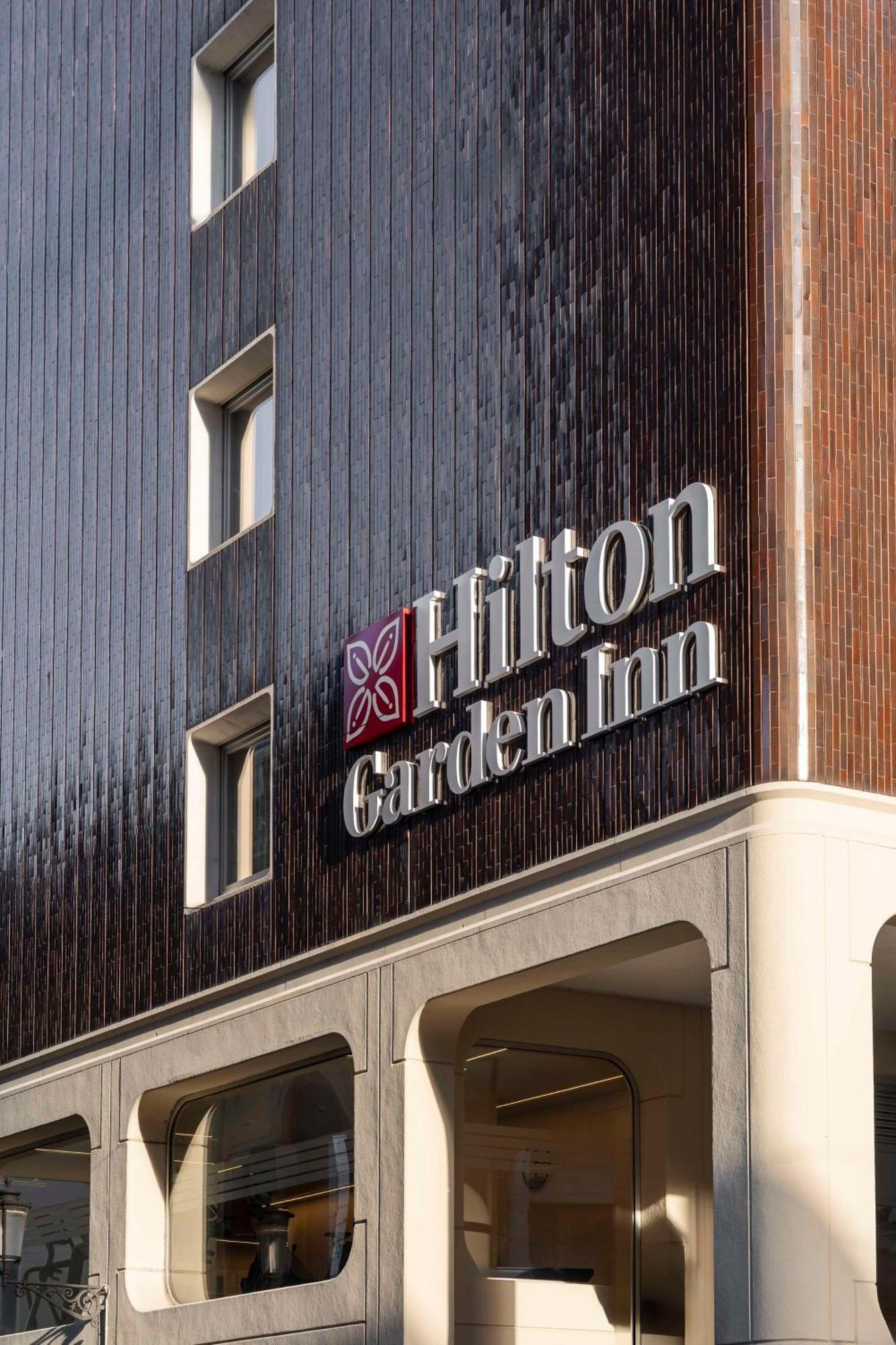 Hilton Garden Inn Padova City Centre Esterno foto